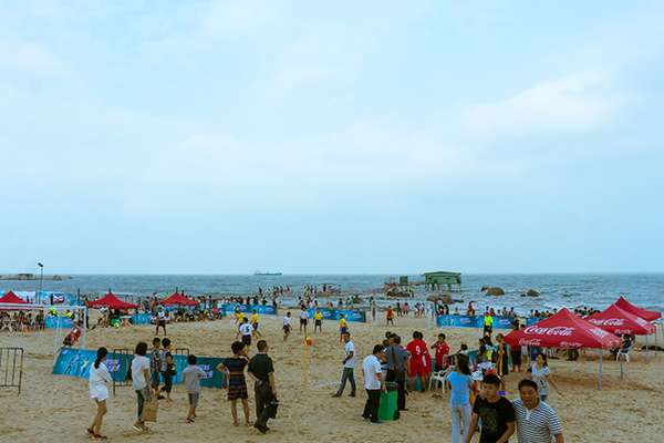 濠江举办沙滩足球赛10支队伍参赛