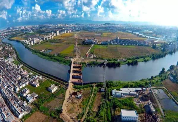 走进濠江 民生热线 在汕湛高速汕头段的另一施工现场—练江特大桥